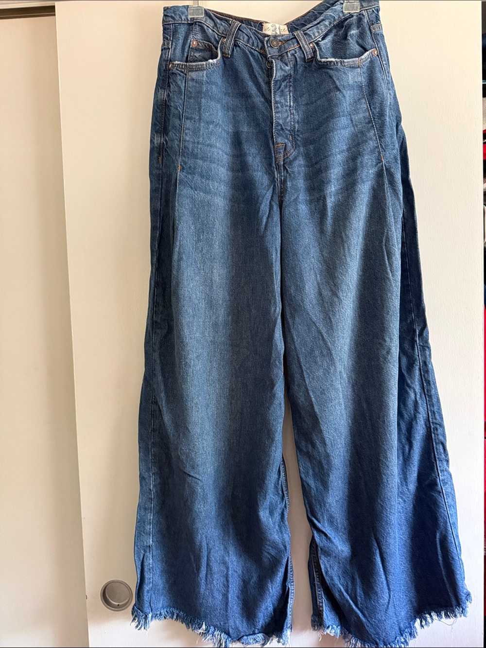 We The Free Old West Slouchy Jeans 31 - Picture 2 of 7